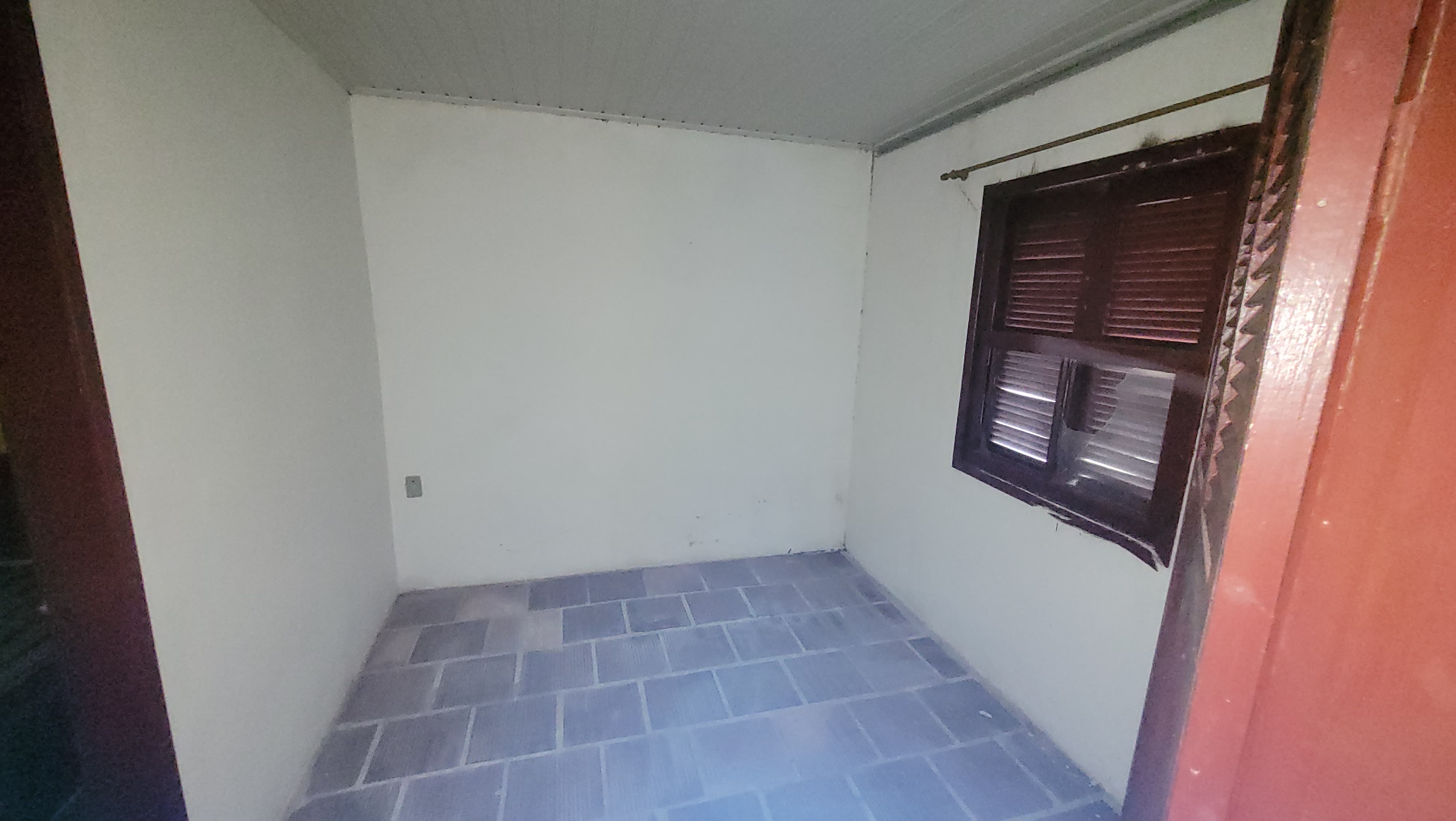 OPORTUNIDADE EM QUINTÃO! CASA DE ALVENARIA POR R$ 90 MIL!