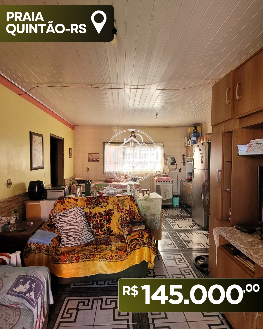 EXCELENTE OPORTUNIDADE DE INVESTIMENTO (DUAS CASAS PELO PREÇO DE UMA!)